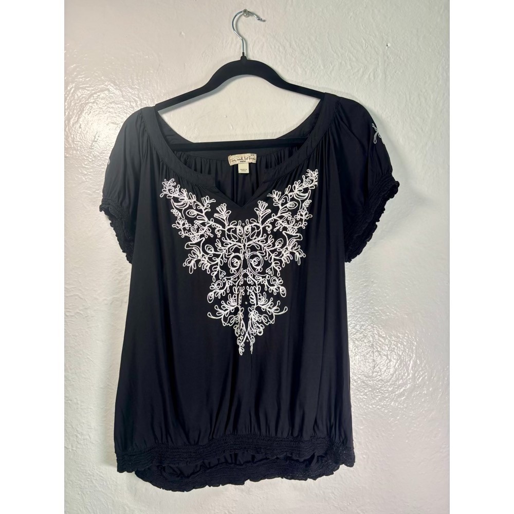 Live and Let Live 2X Woman's Embroidered Blouse Boho Hippie Peasant Cutegoth - Picture 1 of 8